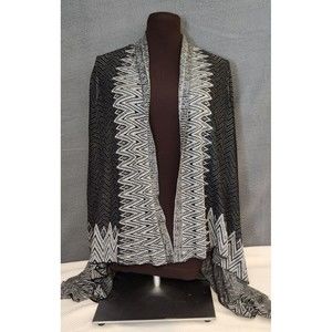 United States‎ Sweater Women's Black White Cardigan Long Sleeve Shark Bite Hem